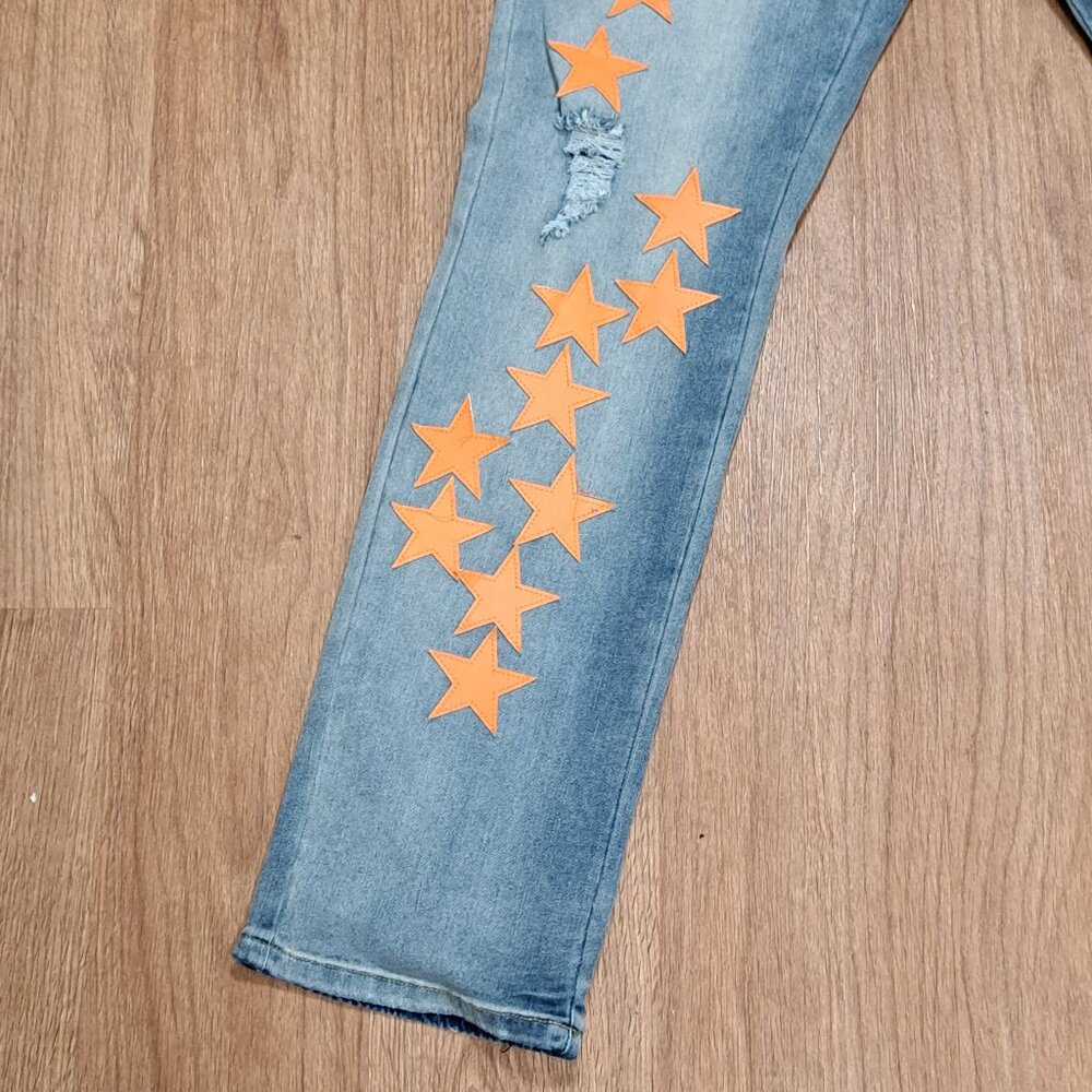 DD2 Faux Leather Orange Applique Star Distressed Denim Men's Size 30 - Picture 2 of 10